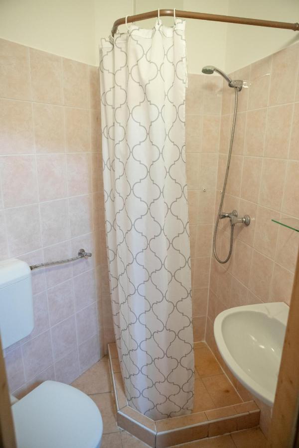 Apartman Centrum Морахалом Экстерьер фото