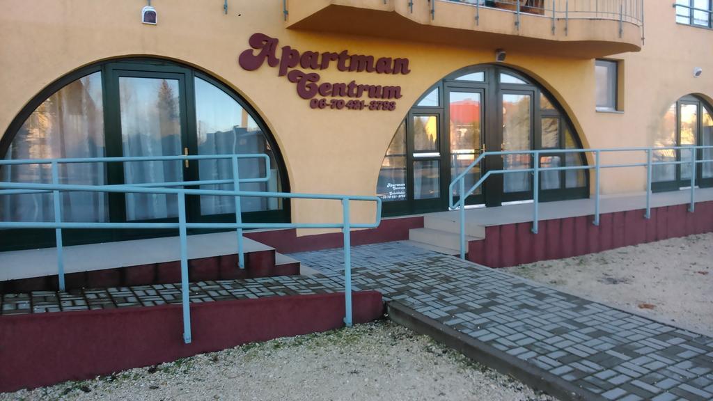 Apartman Centrum Морахалом Экстерьер фото